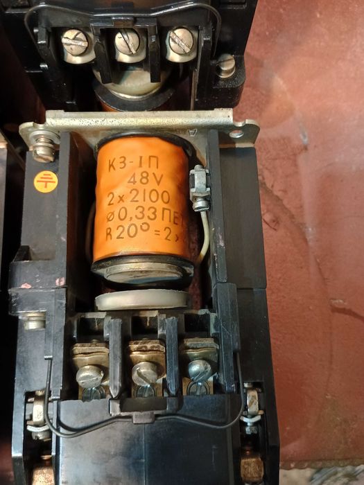 Ел бобина за асансьор