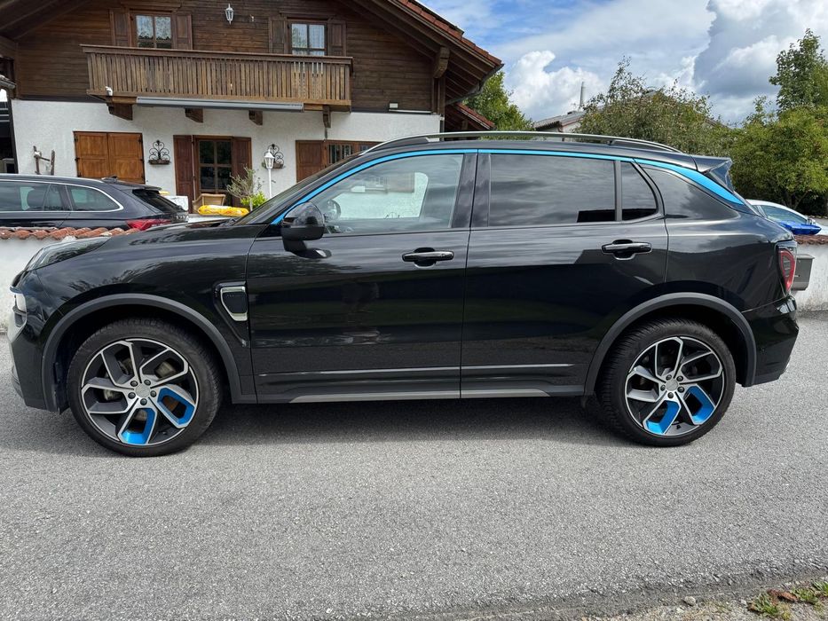 Lynk&Co 01 12/2022  Plug în Hybrid