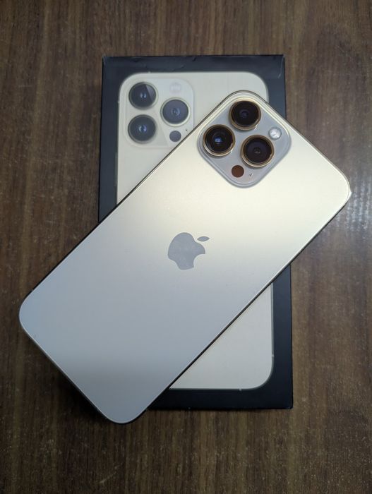 Продам Айфон 13 про Макс  128 гб