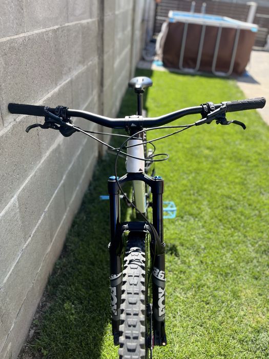 Vand Bicicleta full suspension Canyon spectral