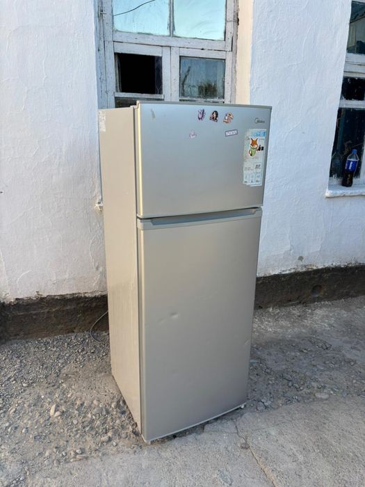 Cmidea холодильник сатылады. Барлык жери истеп тур.