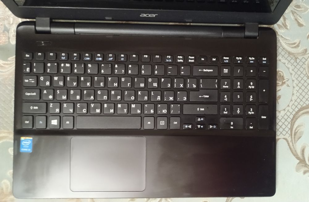 Acer Core i3, SSD, озу 8гб