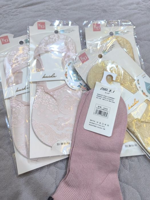 Носки женские      .