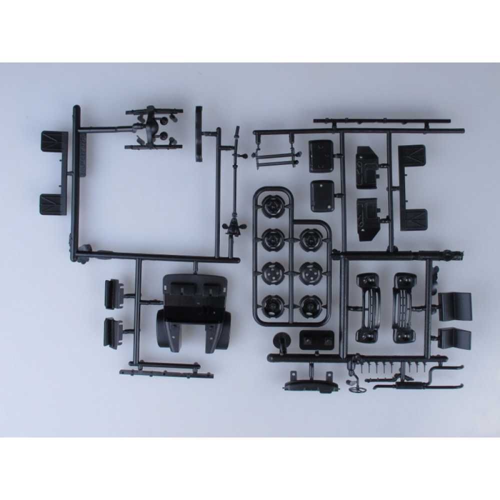 Сборная модель грузовика ЗиЛ-130 масштаб 1:43 AVD