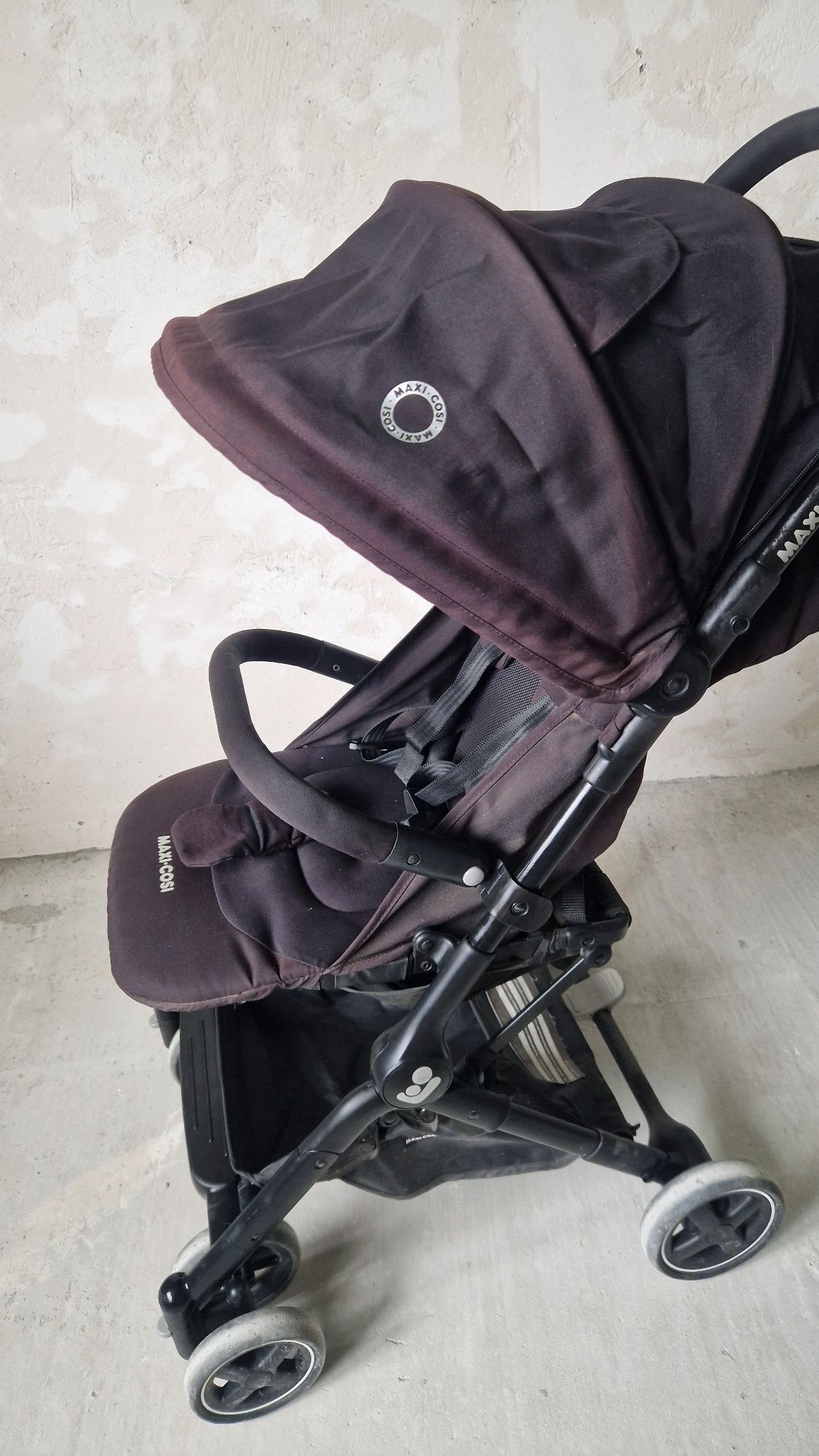 Carut Maxi-Cosi Lara 2 Essential black