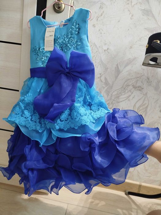 Платья новые красивые