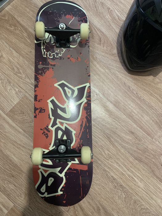 Продам сноуборды