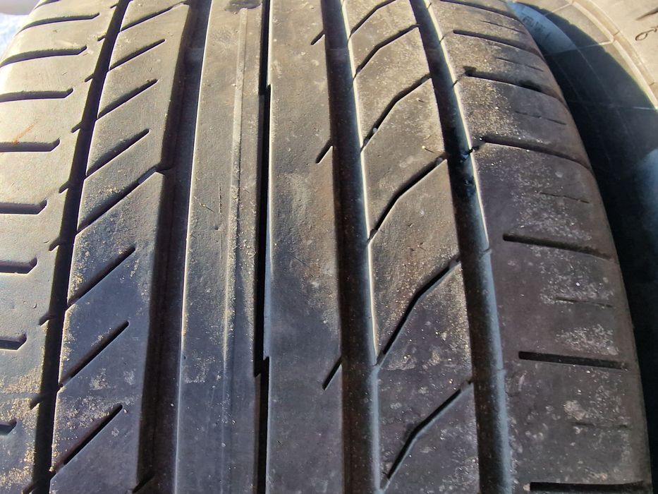 Anvelope 255/55R18 marca Continental, DOT 2020,6.5 mm