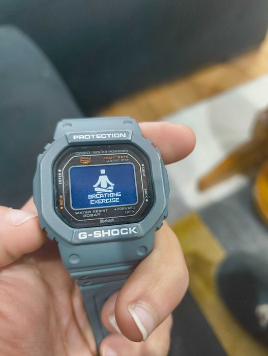 Часовник Casio G-Shock DW-H5600-1ER solar hr sensor Bluetooth