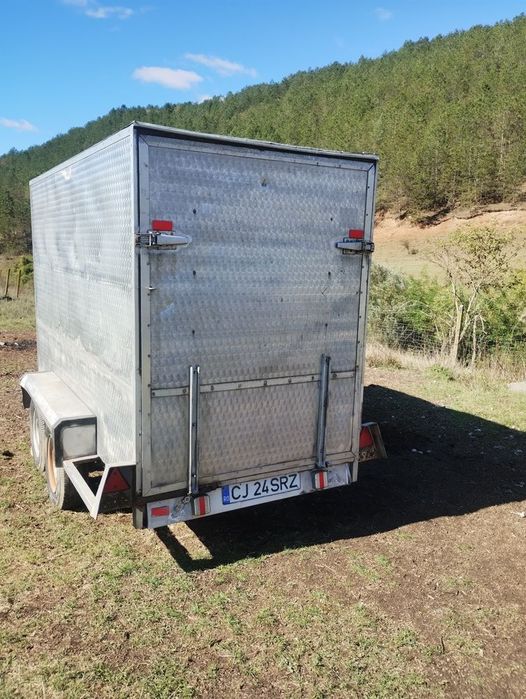 Remorca 2000 kg / schimb