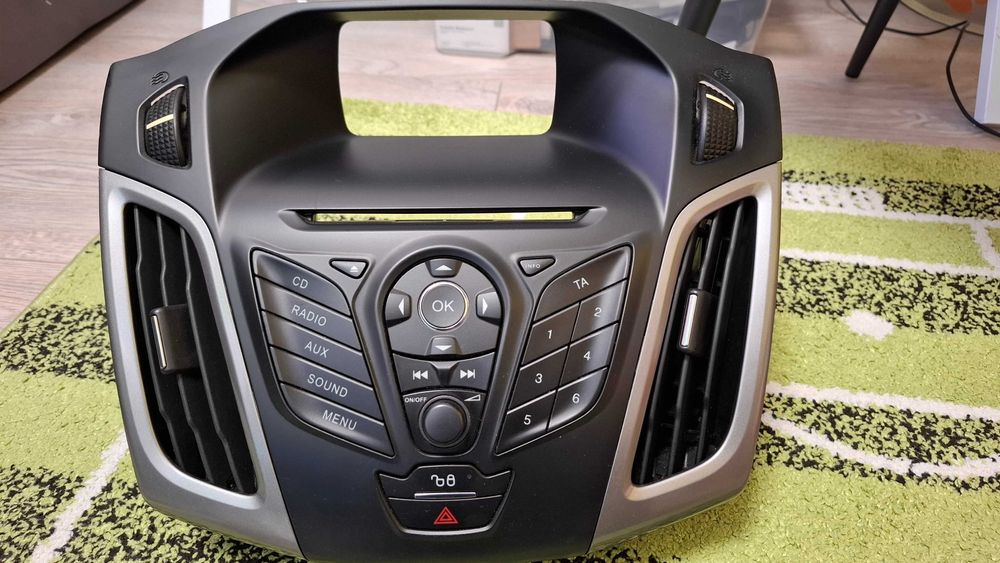 Радио CD за форд фокус 2012-2014 г.