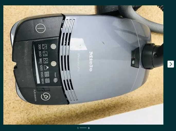 Aspirator cu perie electrica Miele S758