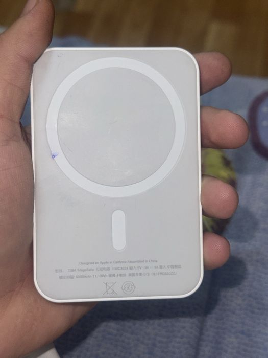 Apple MagSafe Battery Pack 5000 mAч