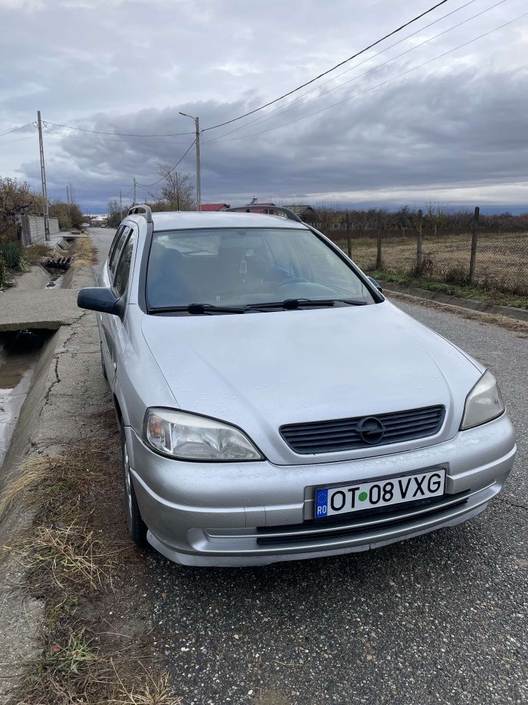 Vând Opel Astra G