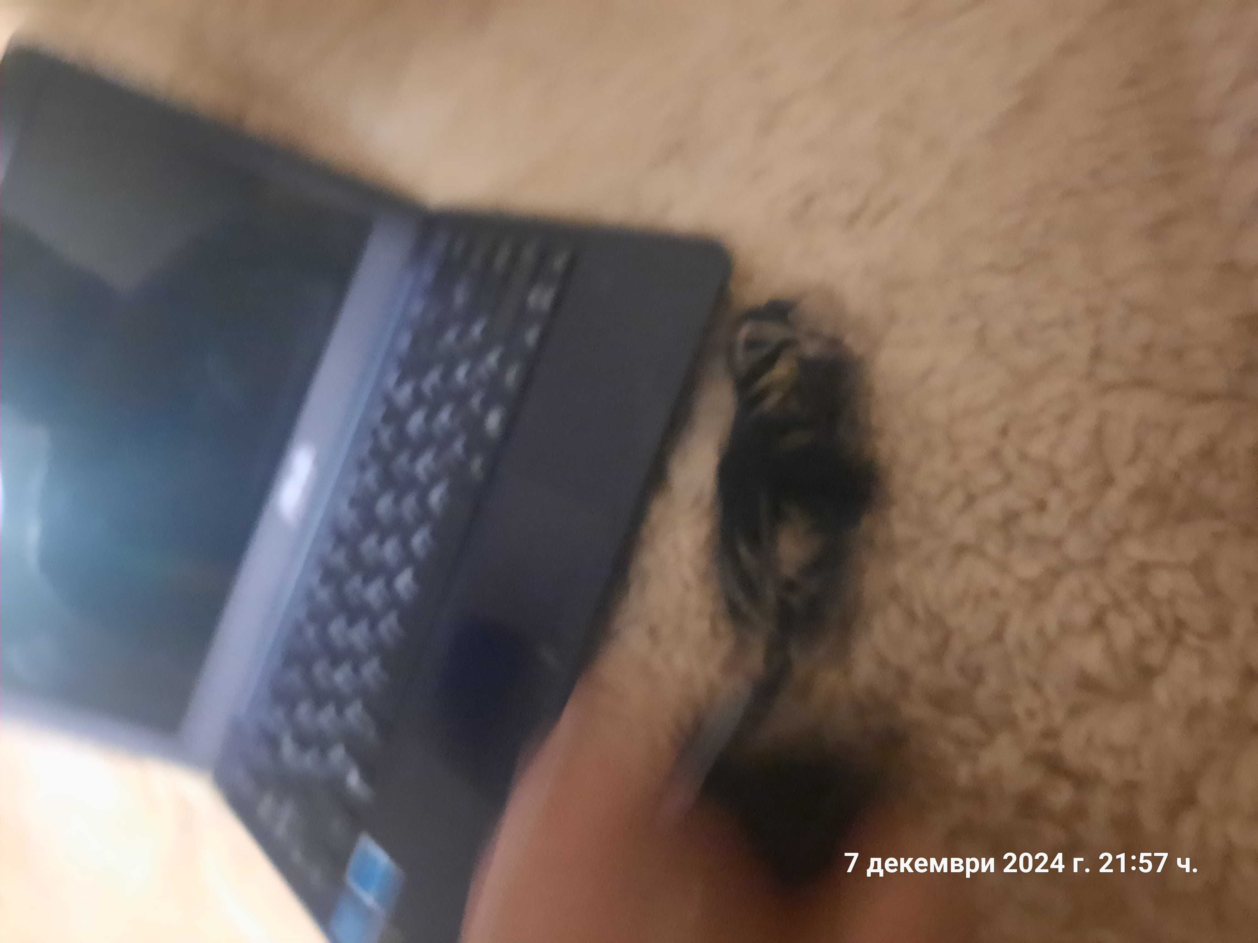 Лаптоп Asus Vivabook E200H