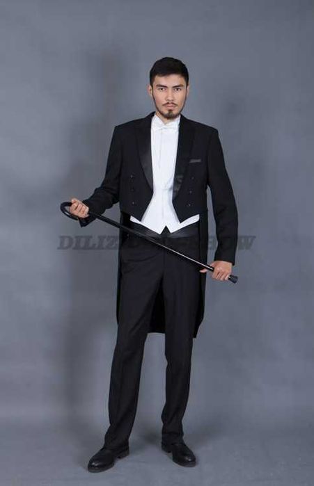 Аренда классических костюмов и смокингов