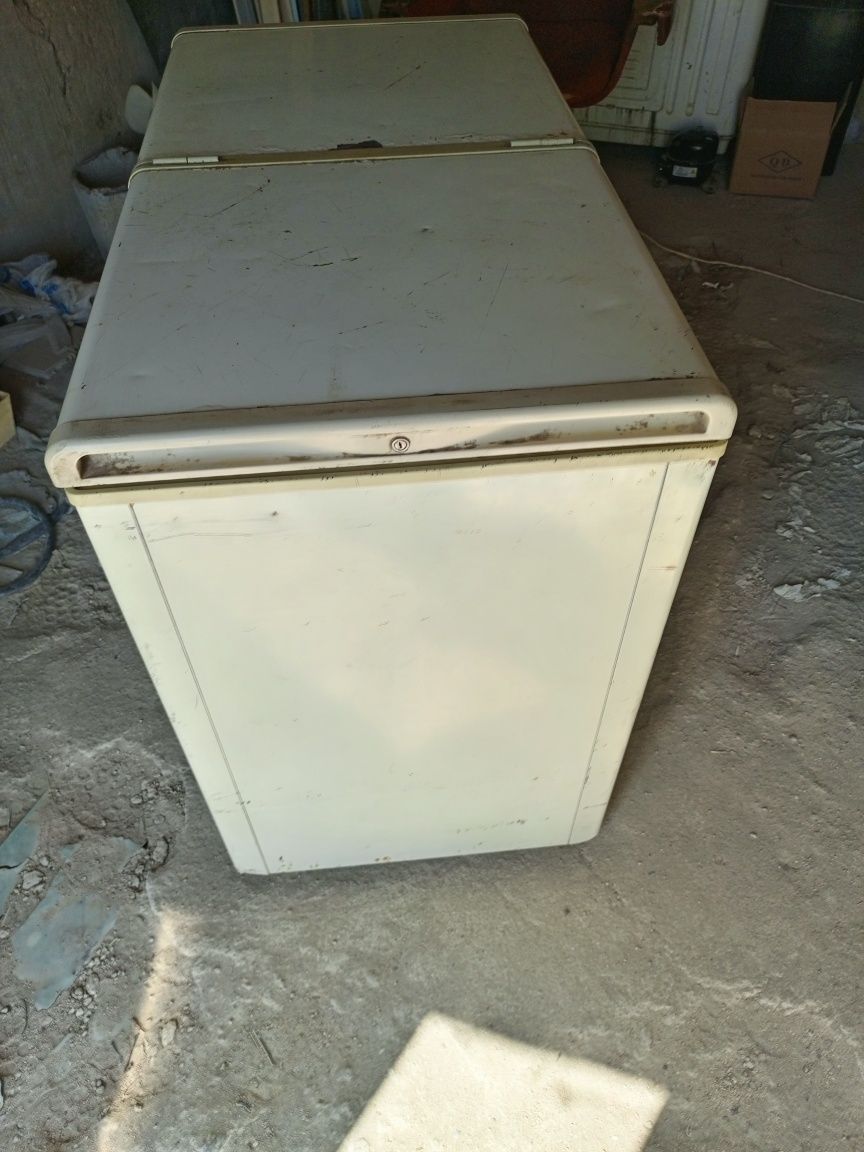 Морозильник продается срочно
