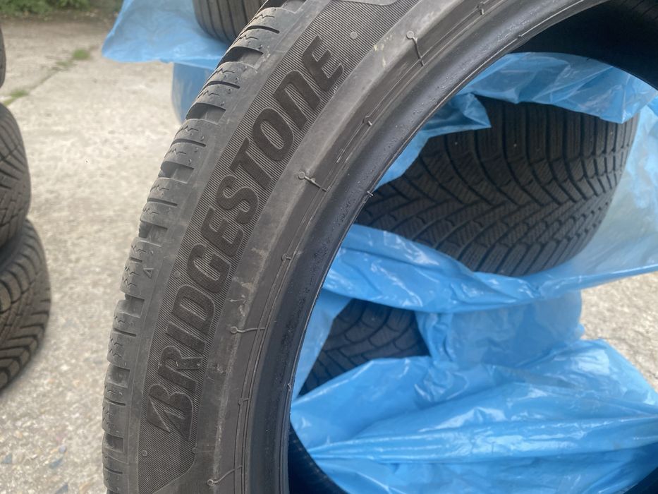 Зимни Гуми Bridgestone 255 40 R20 101w Dot 2324