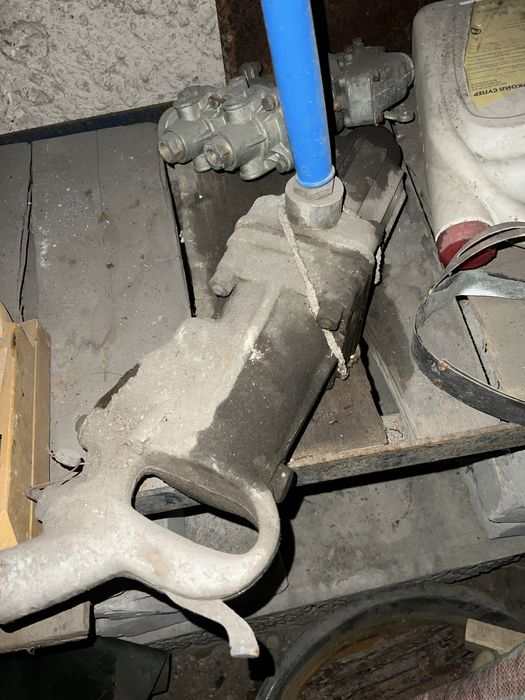 Продам воздушные гайковерт и отбойники