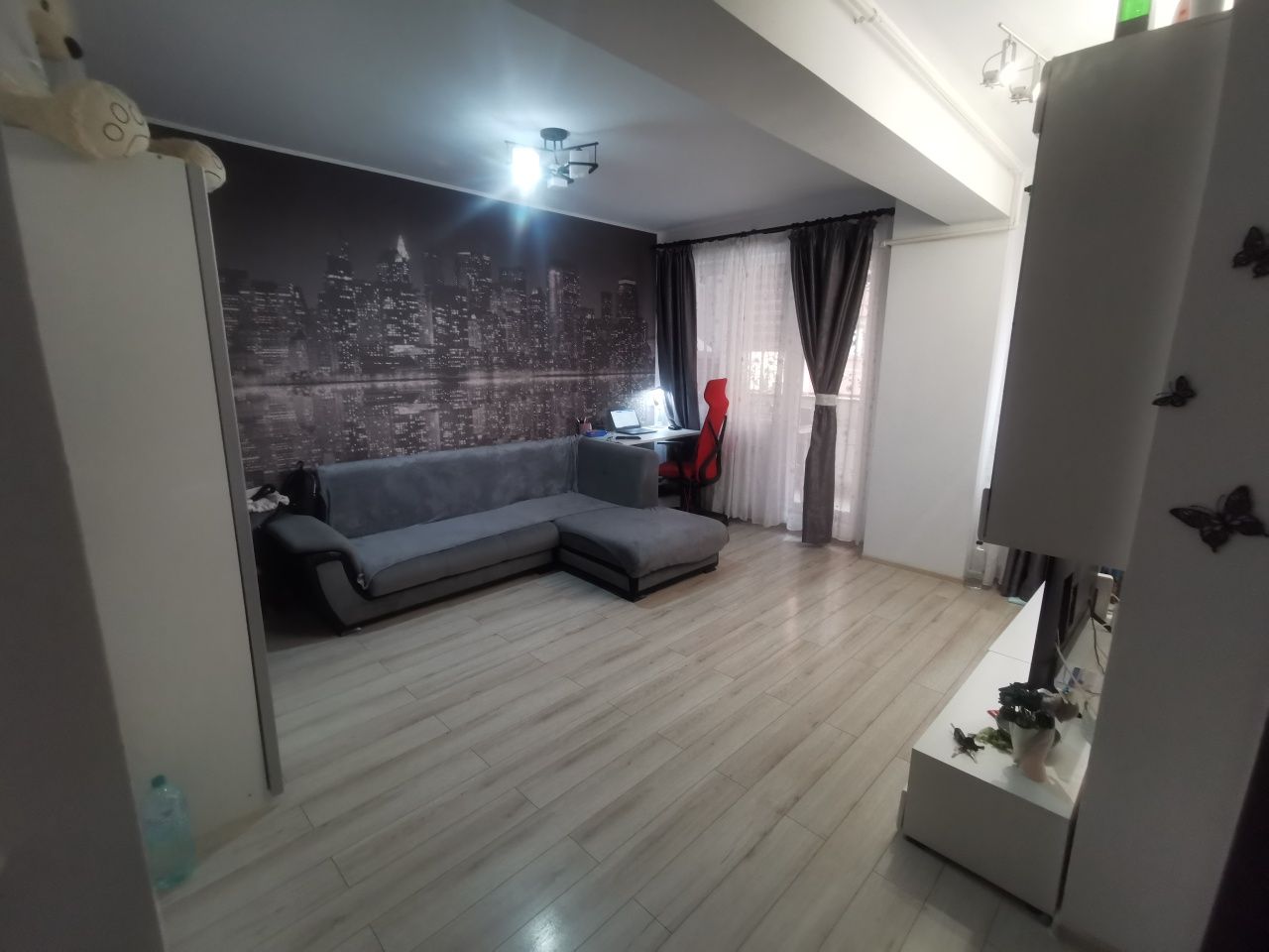 Închiriez apartament 2 camere militari residence