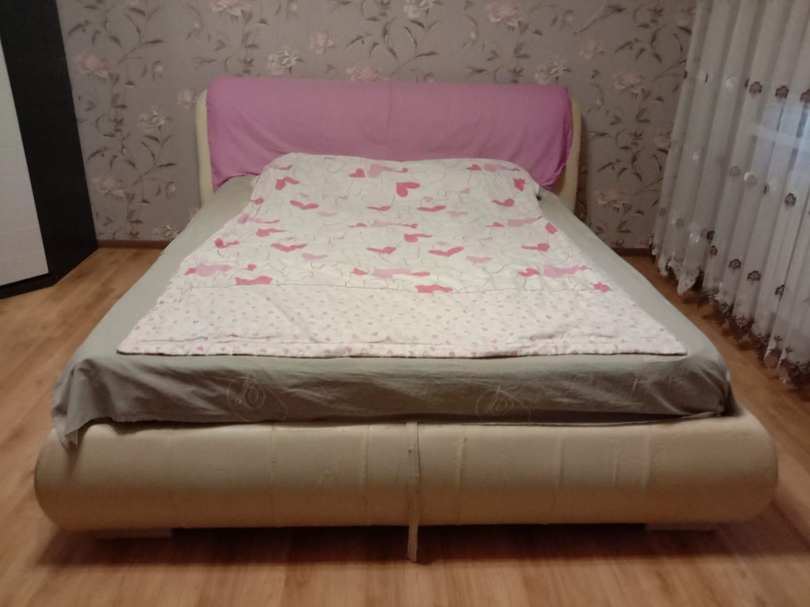 Спальный Кровать сатамын