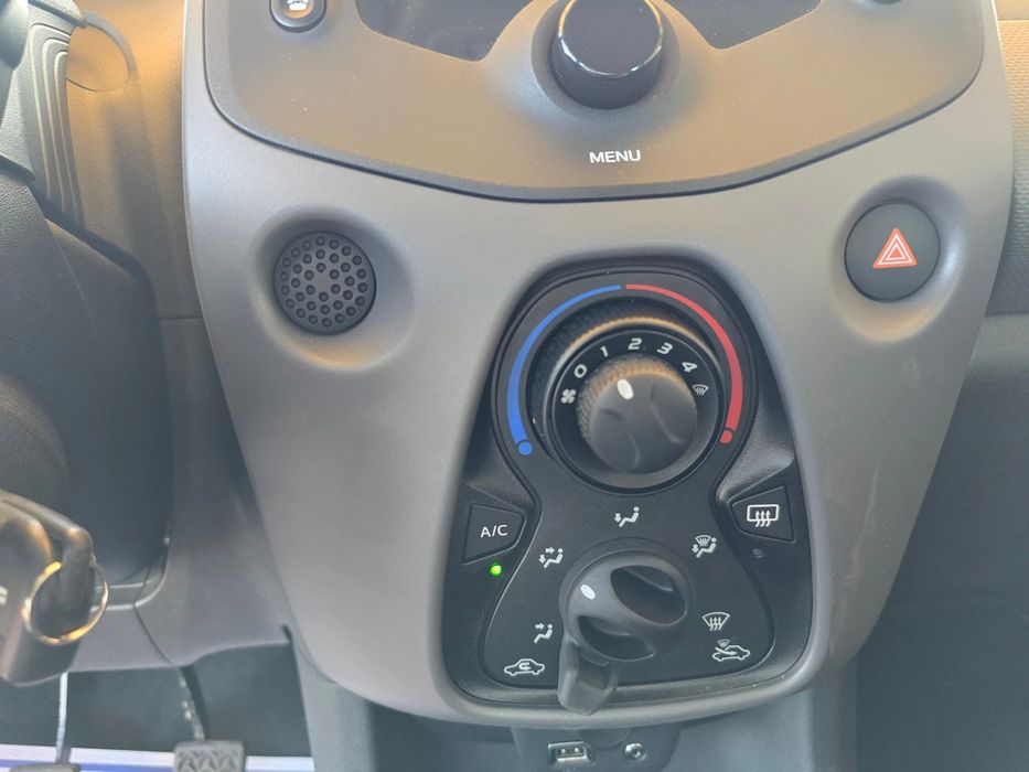 Peugeot 108 1.0i/14хил.км./Лизинг/Швейцария