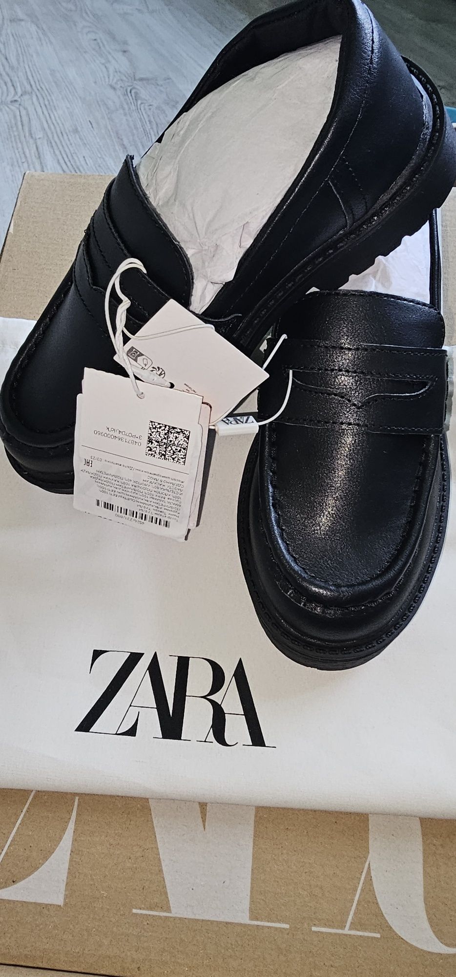 Новые Лоферы Zara школьные туфли для мальчика 33 и 36рр Зара обувь