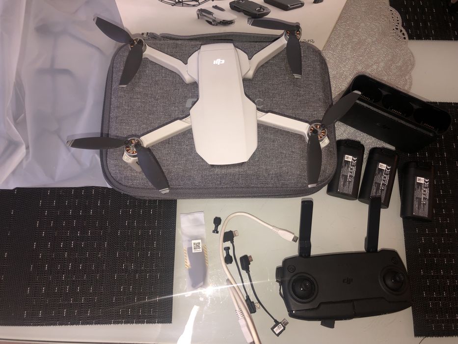 DJI Mavic Mini Fly More Combo