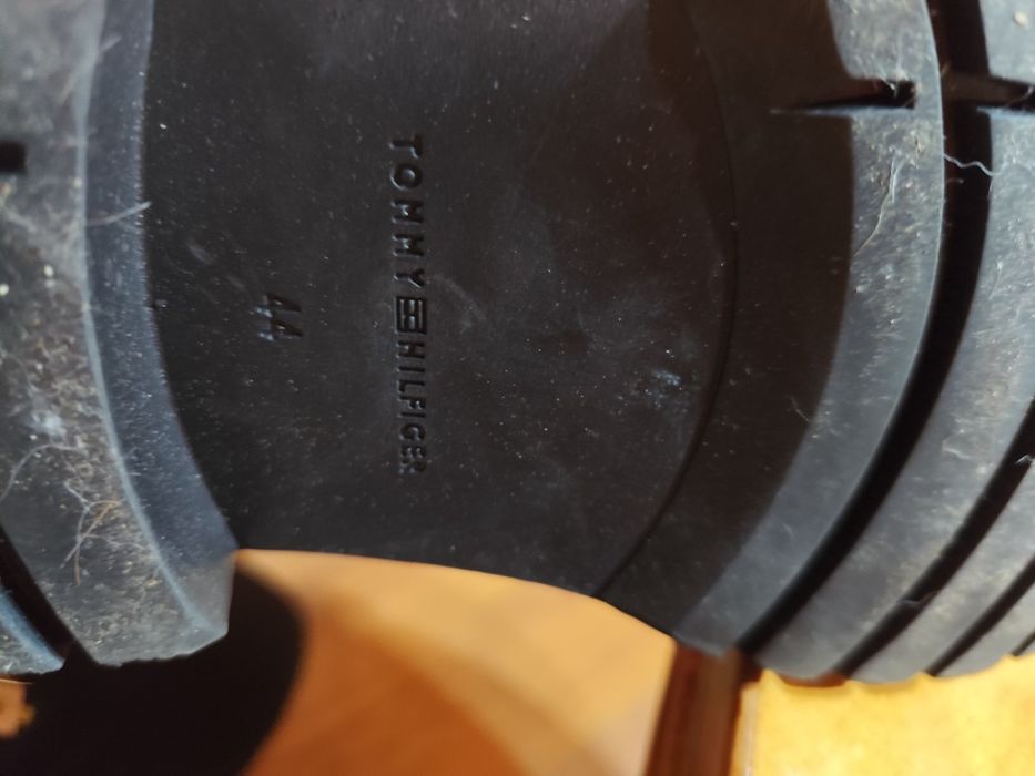 Обувки Tommy Hilfiger 44 номе нови