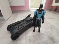 Batman Кола Батмобил с фигура Батман 30 см