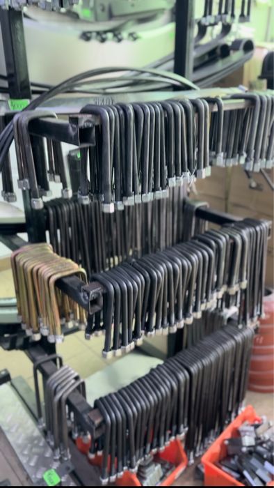 Стремянки на рессору ,будку на газель