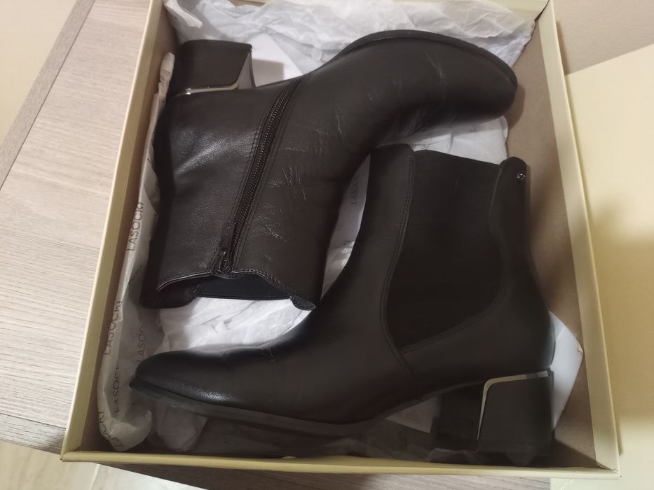 Боти Lasocki, 39 номер