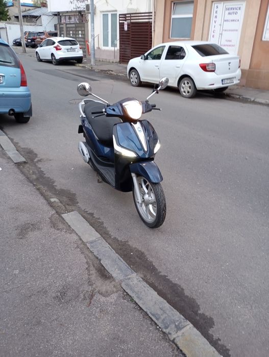 Urgent vand piaggio liberty125/ 2019/abs
