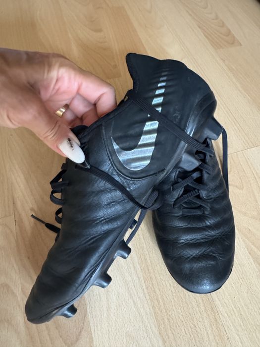 Оригинални бутонки Nike LEGEND 7 ACADEMY MG ! 41 н