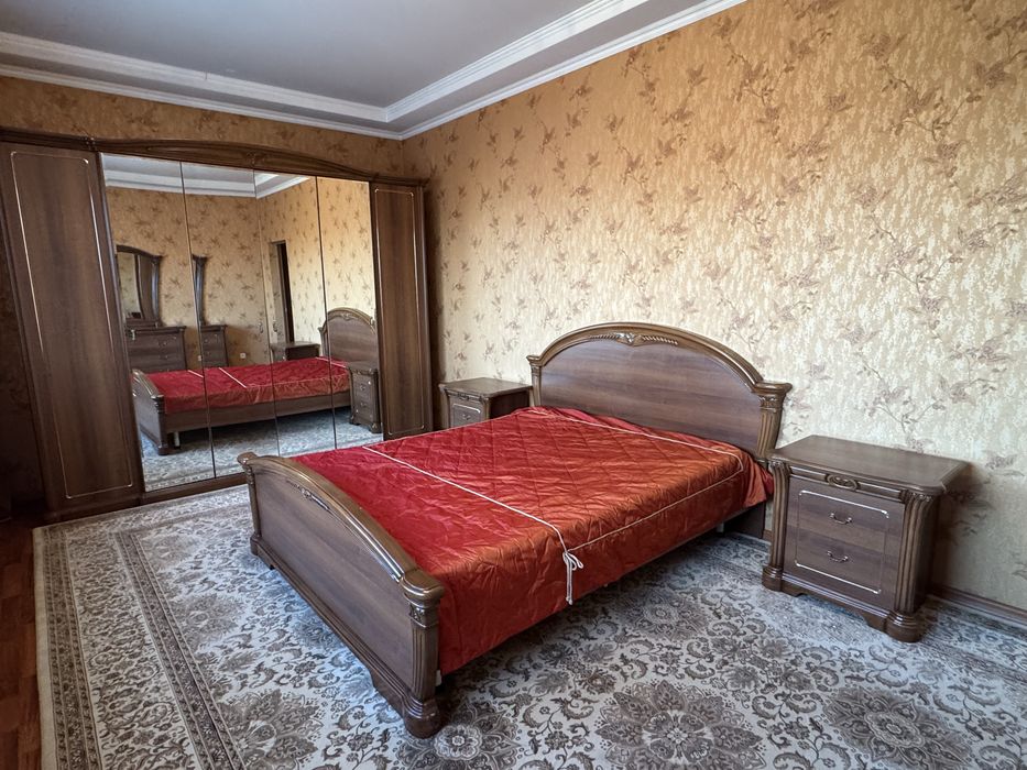 Спальный гарнитур СРОЧНО