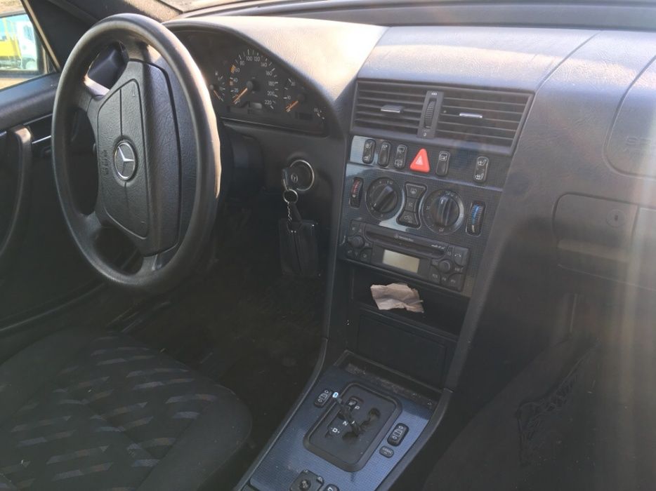 Мерцедес Ц класа W202 на части