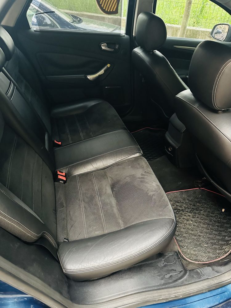 Vand Ford Mondeo 2.0 diesel 6 trepte 2008 Titanium X fiscal pe loc