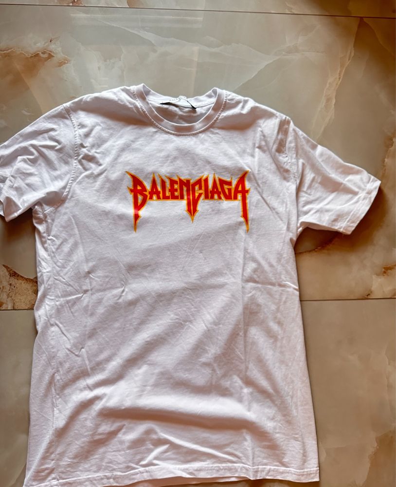 Дамска тениска balenciaga