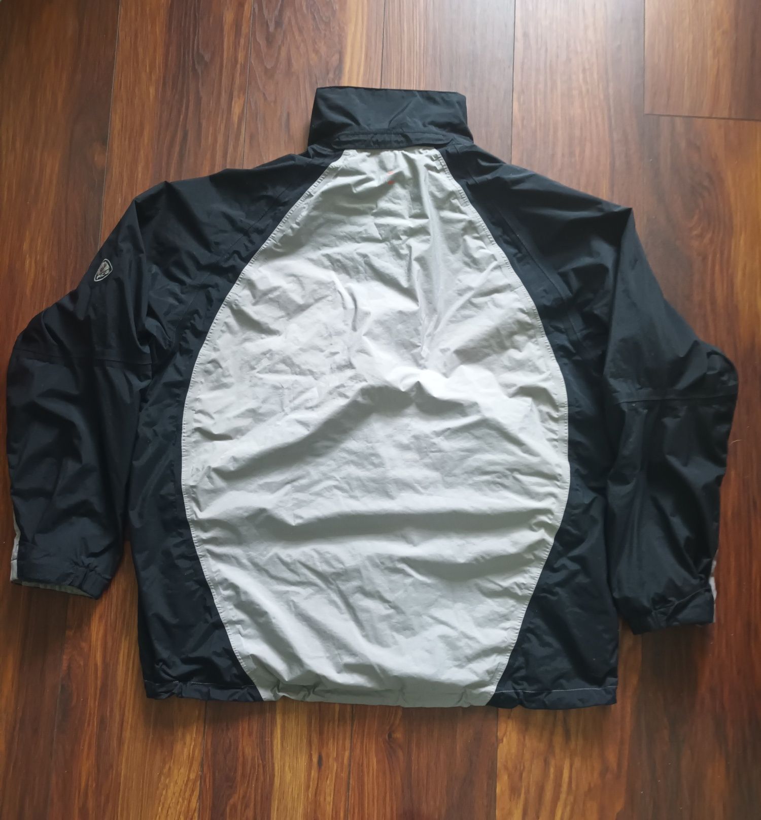 Nike gore-tex яке
