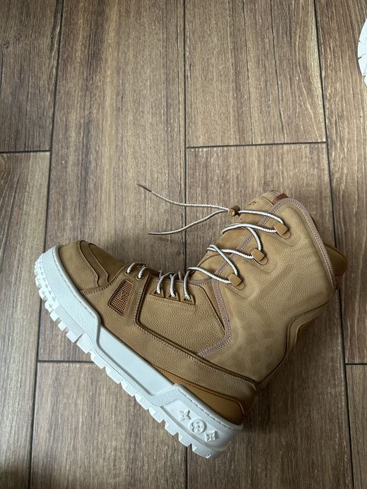 ghete louis vuitton suede
