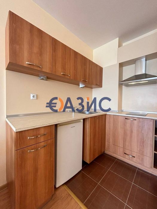 Продава се Двустаен апартамент в Свети Влас - 69 кв.м за 1122 €/кв.м - Снимка #6