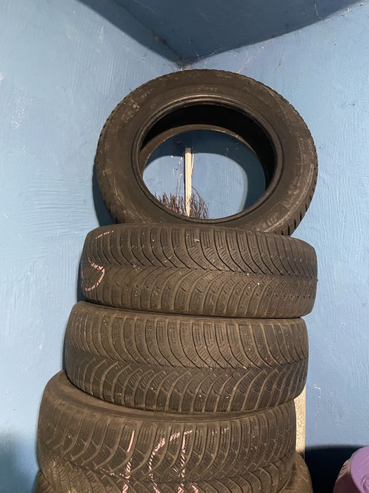 Anvelope de iarna 4 bucati din 2023