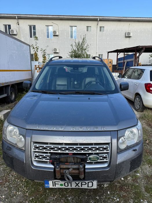 Land Rover 2.2 Diesel –10.2007– Automată Motor refăcut, cu troliu WARN
