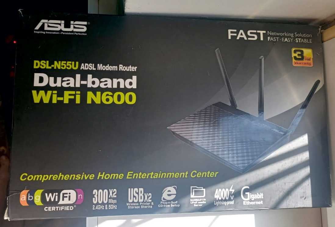 Продам роутер Asus DSL-N55U