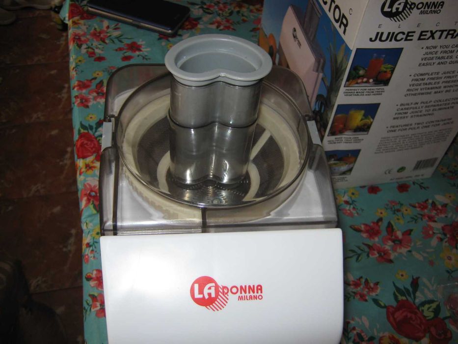 Storcator,legume,fructe,LA DONNA,MILANO,200w,pahare gradate,lux