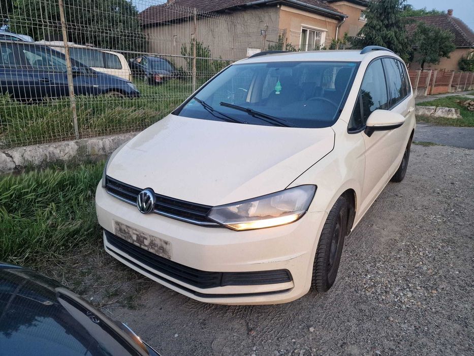 Volkswagen Touran 2.0 TDI cu 7 Locuri Euro6 Modell 2019 CutieManual 6T