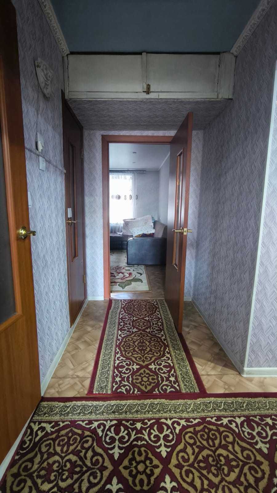Продаю 3 комнатную квартиру по пр. Металлургов ( 5 мкр)