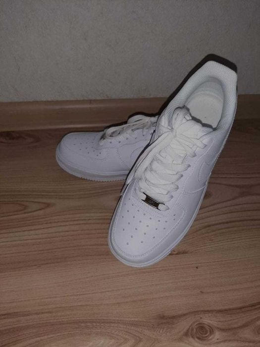 Adidasi Nike Air Force 1 albi white dama si barbati