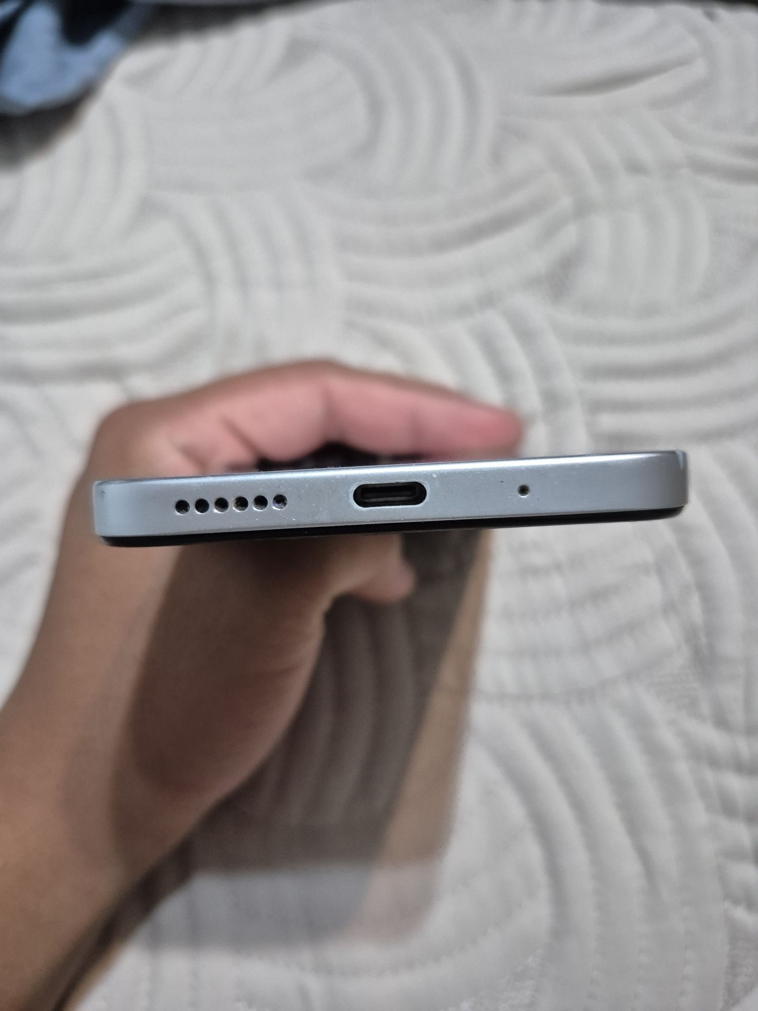 Redmi 12 в хорошем состоянии
