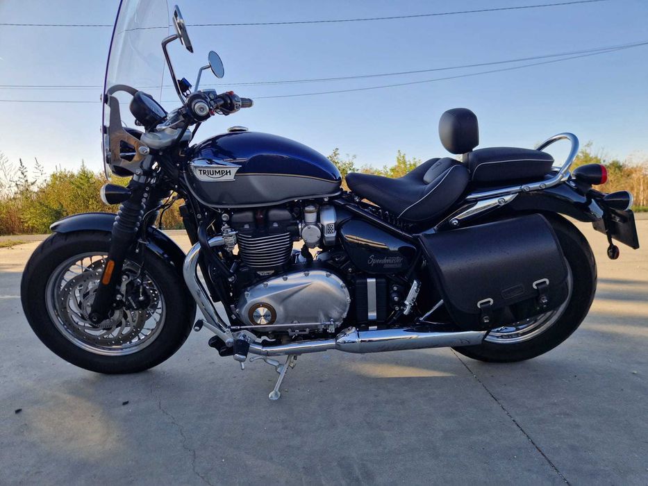 Triumph SPEEDMASTER 2024
